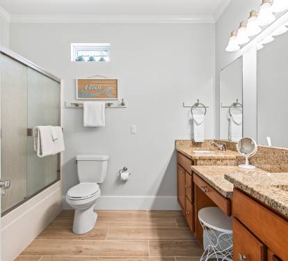 Second floor large FULL BATH with 2 sinks and makeup counter