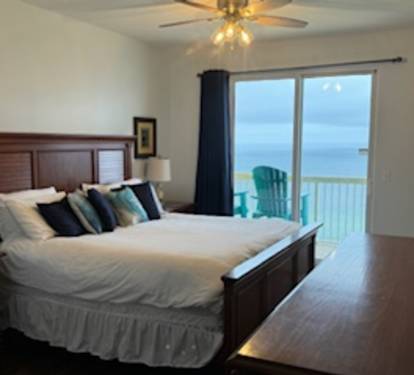 Even the Master Bedroom shares the balcony and views of the Gulf!!
