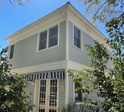 Welcome to Lucky Charm Cottage