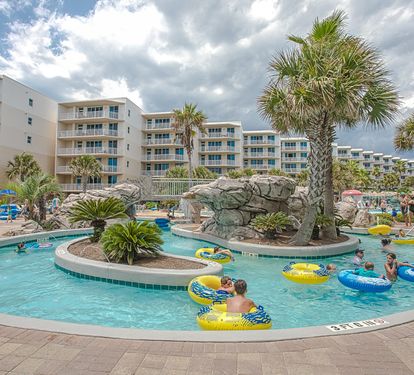 Lazy river with provided tubes