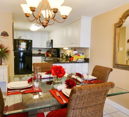 Dining room/kitchen