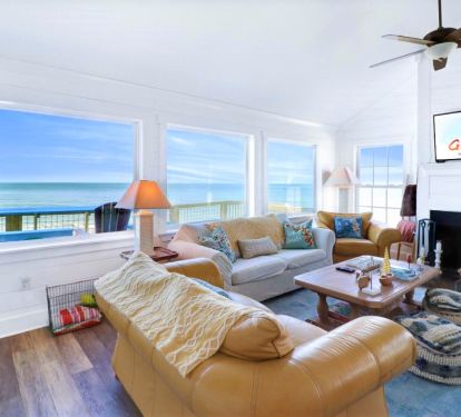Living Room w/Amazing Gulf Views!!