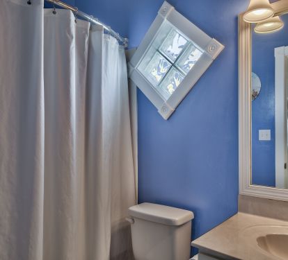 1st Floor - Full Bath with Tub/Shower, Hairdryer