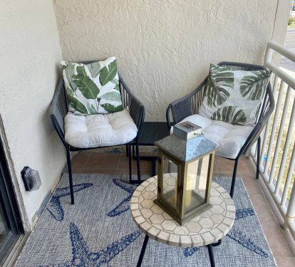 Relax on the balcony!