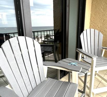 Balcony for four