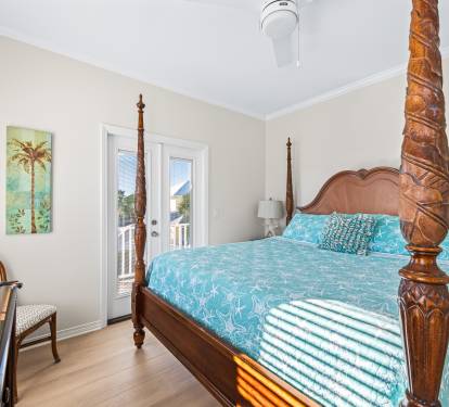 Third floor KING private suite with full bath, french doors to private balcony