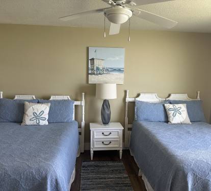 Guest bedroom 