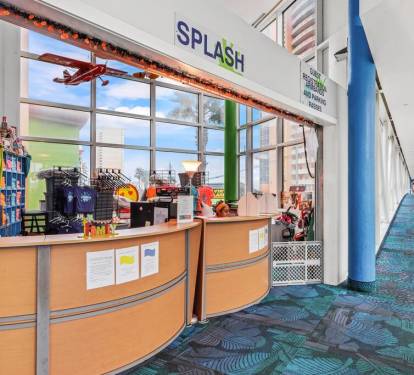 Guest Registration Desk