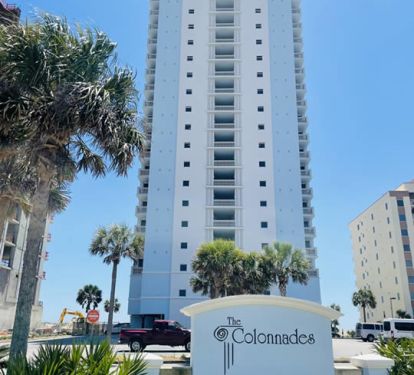 The Colonnades - bulding photo