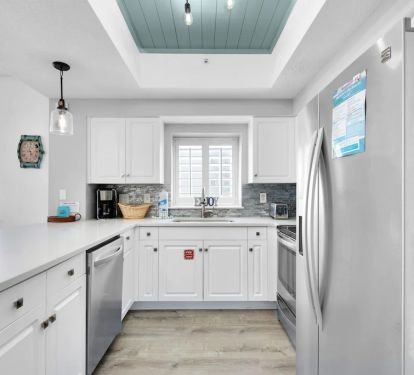 All stainless steel appliances and new lighting