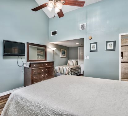 Second BR has queen bed, twin bed