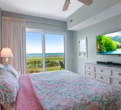 Master Bedroom King Bed Facing Beach
