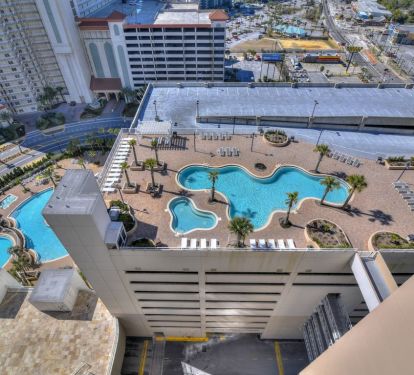 LTW1037 Pool Area 10th Floor 