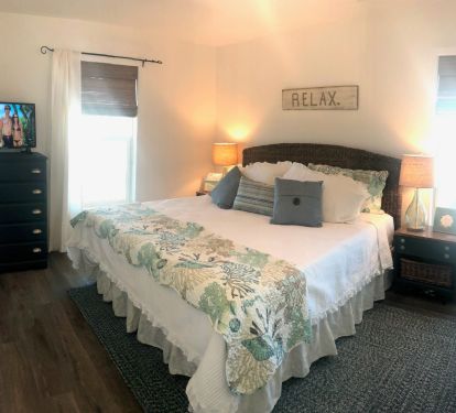 upstairs king with gulf view