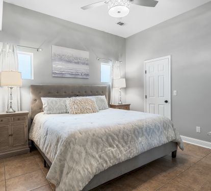Master King Bedroom 1 in Main House w/ en suite Bathroom 