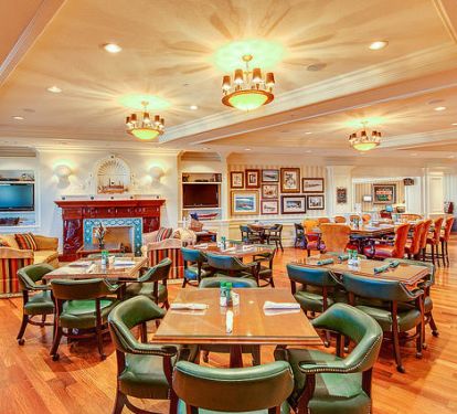 Emerald Grande Dining Room