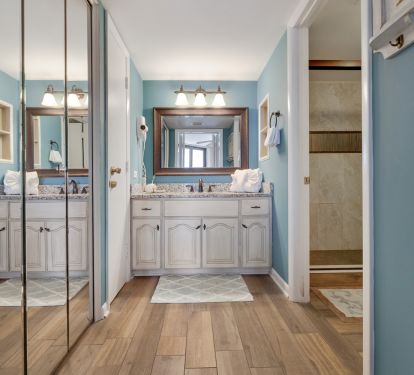 Master bath entry