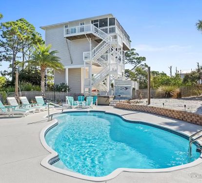 Large Saltwater Pool and Amazing Outdoor Area