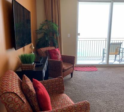 SMART TV with DVD &amp; Surround Sound