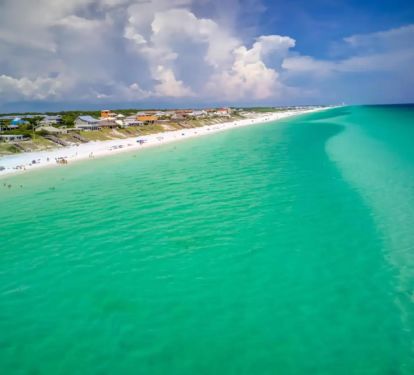 Vibe-24 Breathtaking coastal scenery that can only be found on the Emerald Coast is only three minutes from Vibe's front door.
