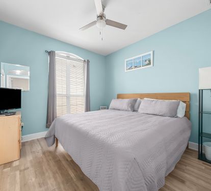 Guest bedroom