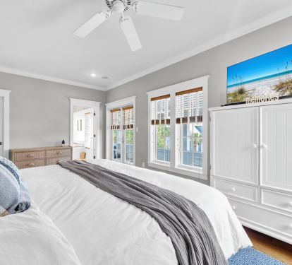 Master king bedroom