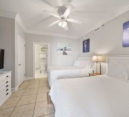 Bedroom 2 (two queen beds)