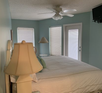 Master Bedroom / Balcony Access