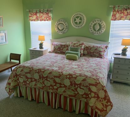 The shell room is a King on the 1st floor and has access to the bath from room