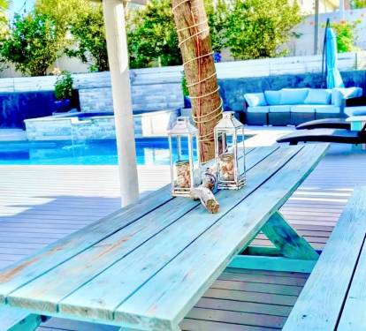 Outdoor Dining Area