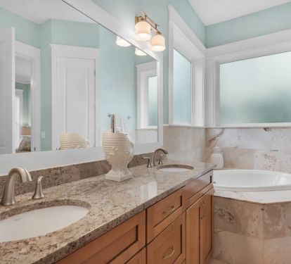 Shenanigans-11.. 1st floor master suite complete with huge garden tub, separate shower, double granite vanity, and more closet space than you'll ever need.