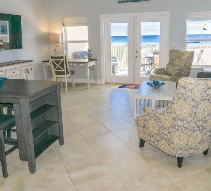 Breathtaking Gulf Views from Kitchen, Living Area, and King Master Suite
