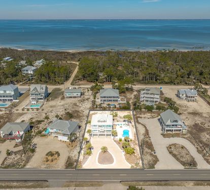 Looking towards bay w/ sandy beach/ fishing &amp; nature