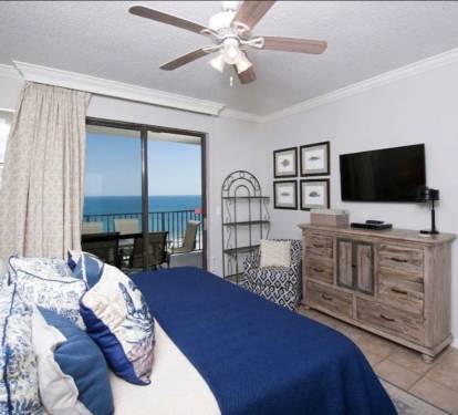 Beachfront Bliss!_11