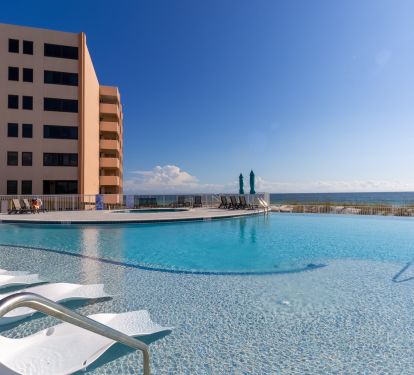 New Ocean Front Infinity Pool