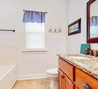 Main Floor Master Private 5 pc bathroom