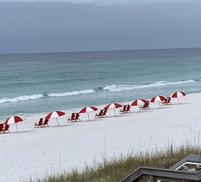 Beach Chair Service is INCLUDED in season for Blue Surf 10A!