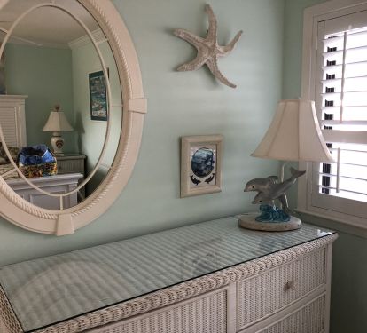bedroom newly painted with new comfoter for bed and 2 tempedic pillows