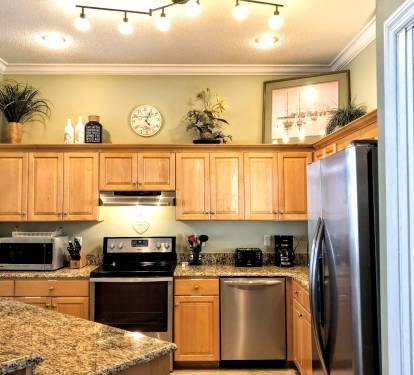 Well Stocked Gourmet Kitchen For Family Entertainment