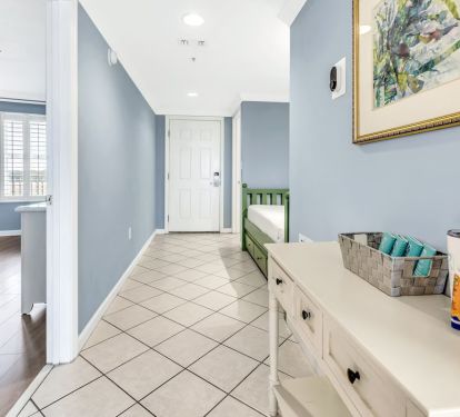 Entry way