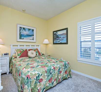 Queen Bedroom