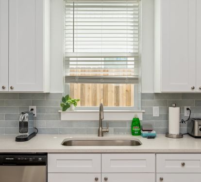 Cool tones throughout the home offers the beach house feel