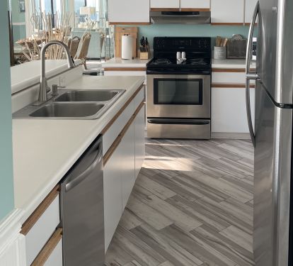 Fully Equipped Kitchen with Pantry and Washer/Dryer!