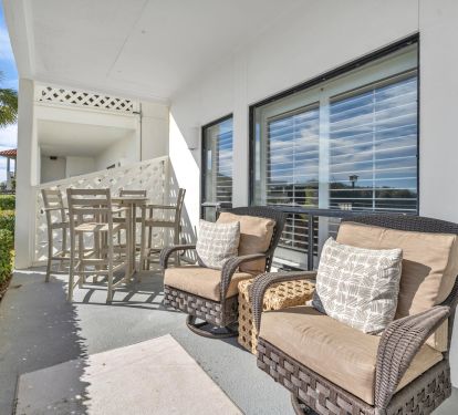 Covered porch 