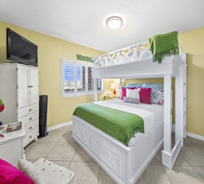Custom full over queen bunk beds 