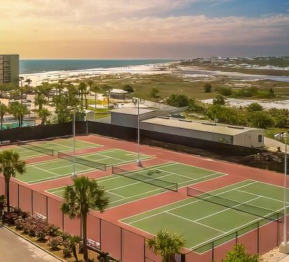 Tennis Courts/pickleball courts