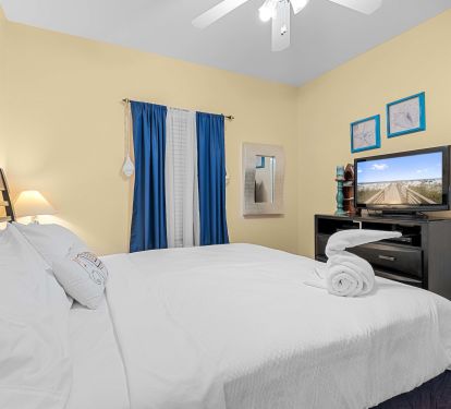 2nd Bedroom with King Bed