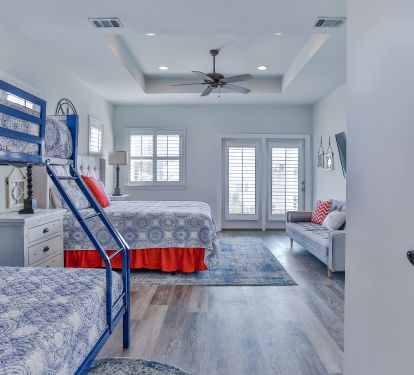 3rd floor ensuite (tub), twin over double, king bed, private terrace, ocean view