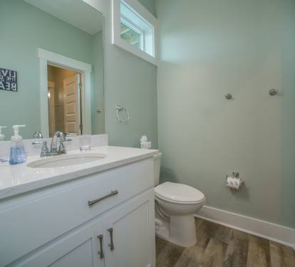 Bunk Room Bath