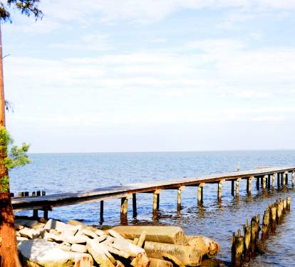 Full view of the Little House pier